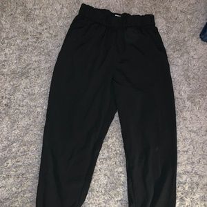 High waisted black H&M elastic waist pants